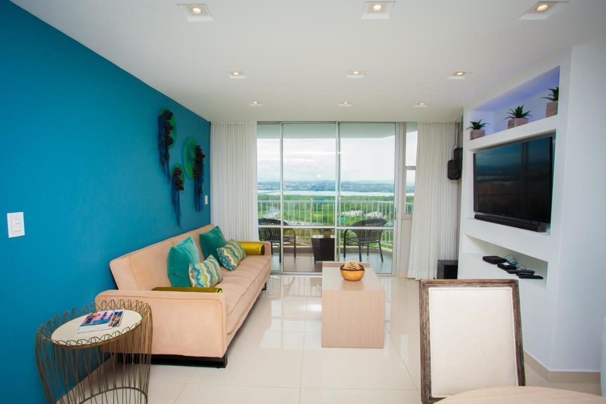 2Br Gem Ocean Front Building Isla Verde Beach San Juan Exterior photo