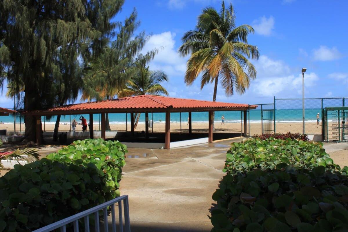 2Br Gem Ocean Front Building Isla Verde Beach San Juan Exterior photo