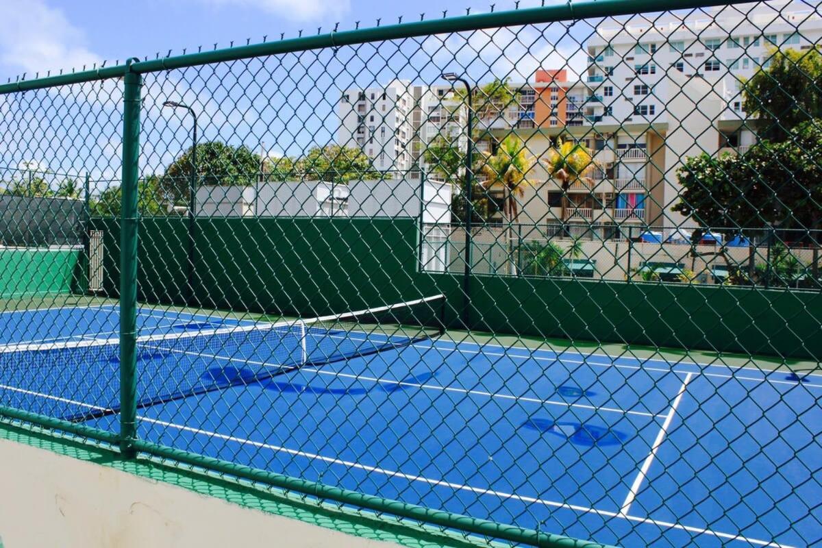 2Br Gem Ocean Front Building Isla Verde Beach San Juan Exterior photo